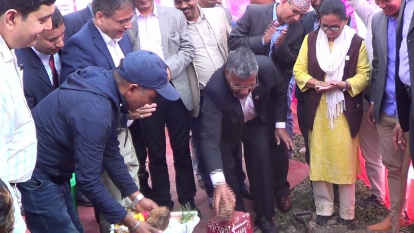 पाइपबाट चितवनसम्म ग्यास र इन्धन