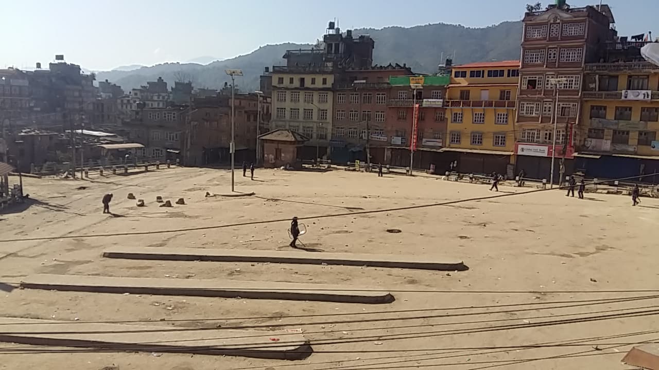 तनावग्रस्त पनौतीमा अनिश्चितकालीन कर्फ्यु