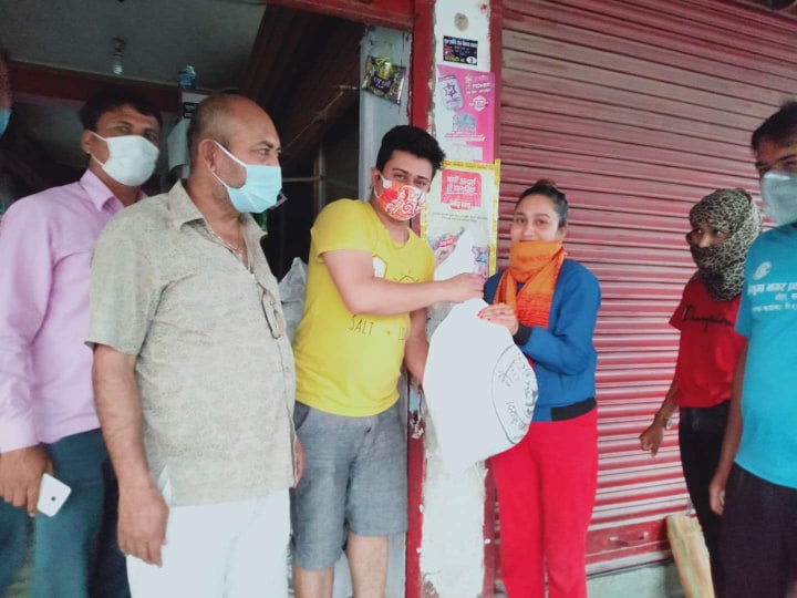नेवि संघ त्रियुगा जनता वहुमुखी क्याम्पसको पहलमा राहत वितरण