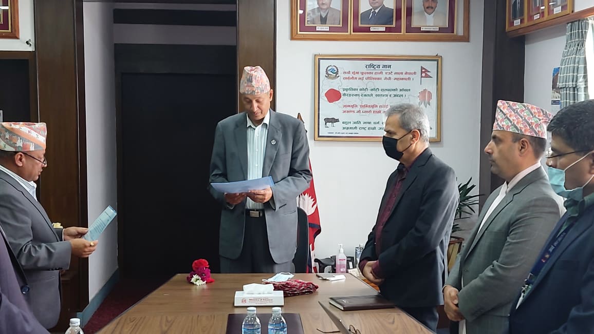 कर्मचारी सञ्चयकोषमा नयाँ अध्यक्ष राजश्व सचिव पुडासैनी