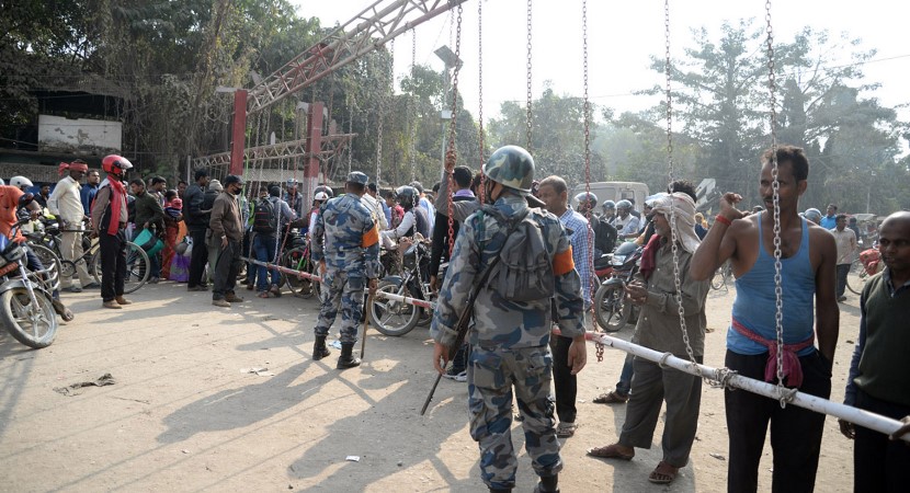 स्थानीयको सहकार्यमा सीमामा कडाइ