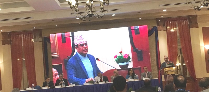 सर्वोच्चको आदेशप्रति गभर्नर असन्तुष्ट, खुरुक्क आफ्नो निर्देशन मान्न बैंकरलाई दबाब