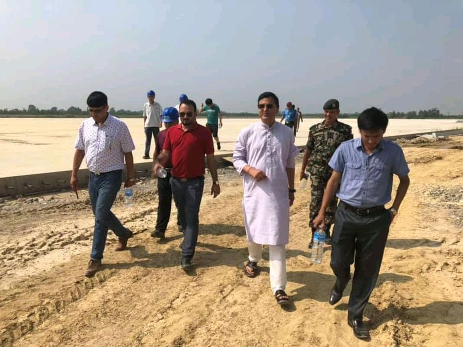 चडपर्वमा पनि मुलुक निमार्णको अभियानमा व्यस्त मन्त्री भट्टराई