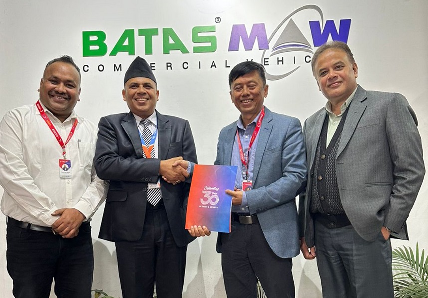 आइशर र सिद्धार्थ प्रिमियर इन्स्योरेन्सबीच क्यासलेस कारोबारको सम्झौता