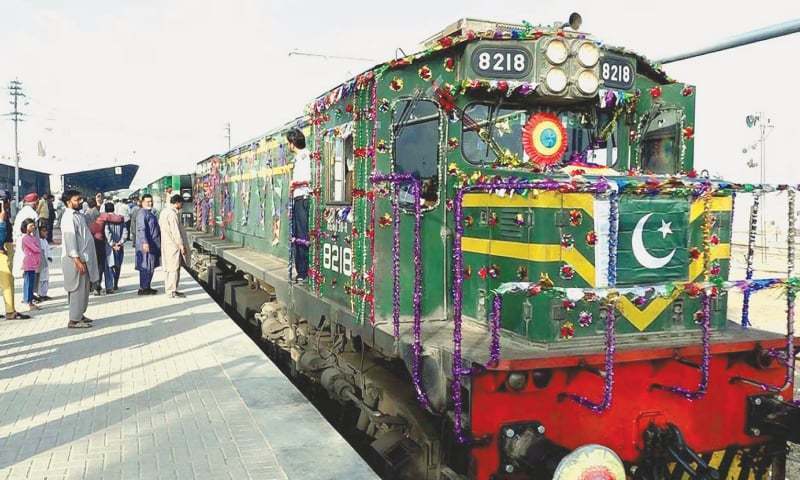 पाकिस्तानको पहिलो मेट्रो ट्रेन सेवाद्वारा लाहोरमा व्यवसायिक सेवा सुरु
