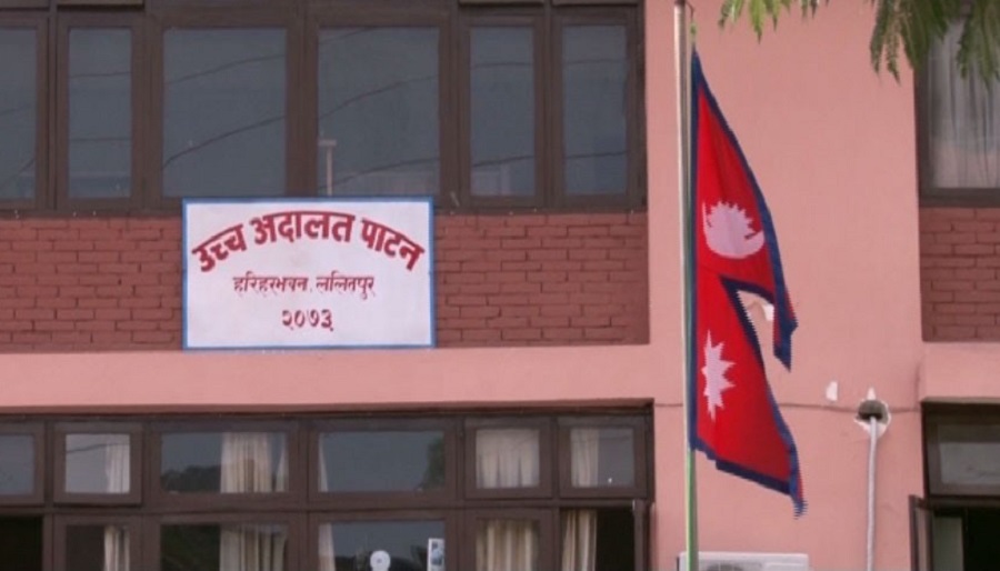 मन्त्री आलेलाई अदालतको मानहानीको मुद्दा, करबाही किन नगर्नु जवाफ पठाउन आदेश