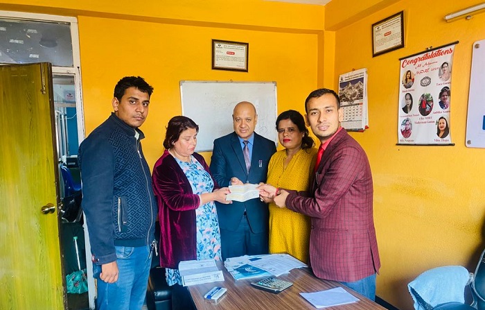हिमालयन लाइफ इन्स्योरेन्सद्वारा एक करोड मृत्यु दावी भुक्तानी