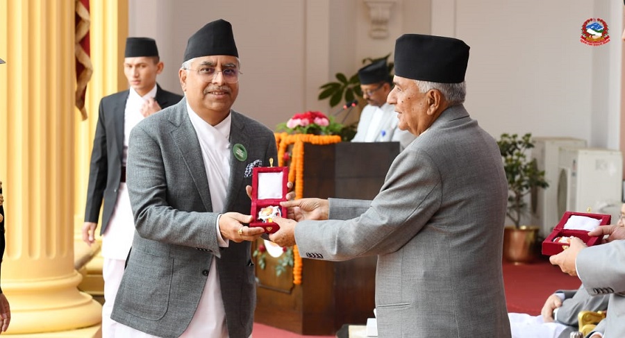 केएल दुगड समूहका प्रबन्ध निर्देशक कुमुद दुगड प्रबल जनसेवाश्री’बाट सम्मानित