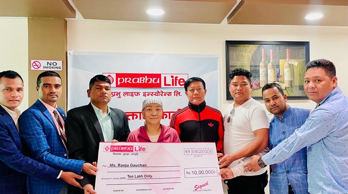 प्रभु लाइफ इन्स्योरेन्सद्वारा प्राण घातक रोग विरुद्घको दश लाख रकम दाबी भुक्तानी