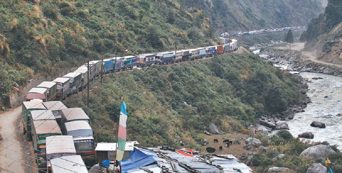 पृथ्वी राजमार्ग १५ दिनसम्म दैनिक चार घण्टा बन्द हुने