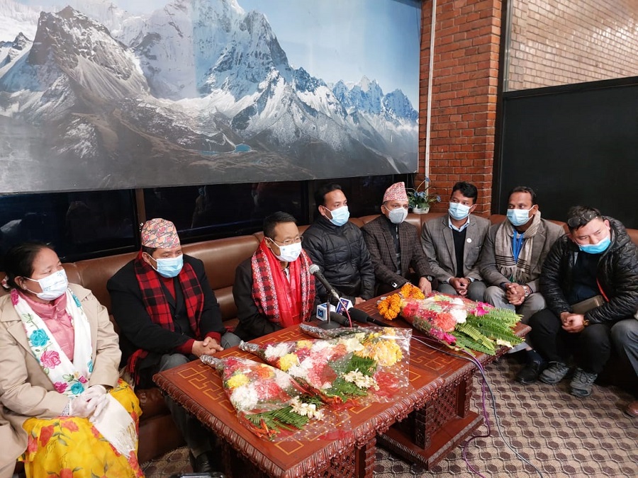 पुर्व अर्थमन्त्री पुन उपचार गरेर स्वदेश फिर्ता
