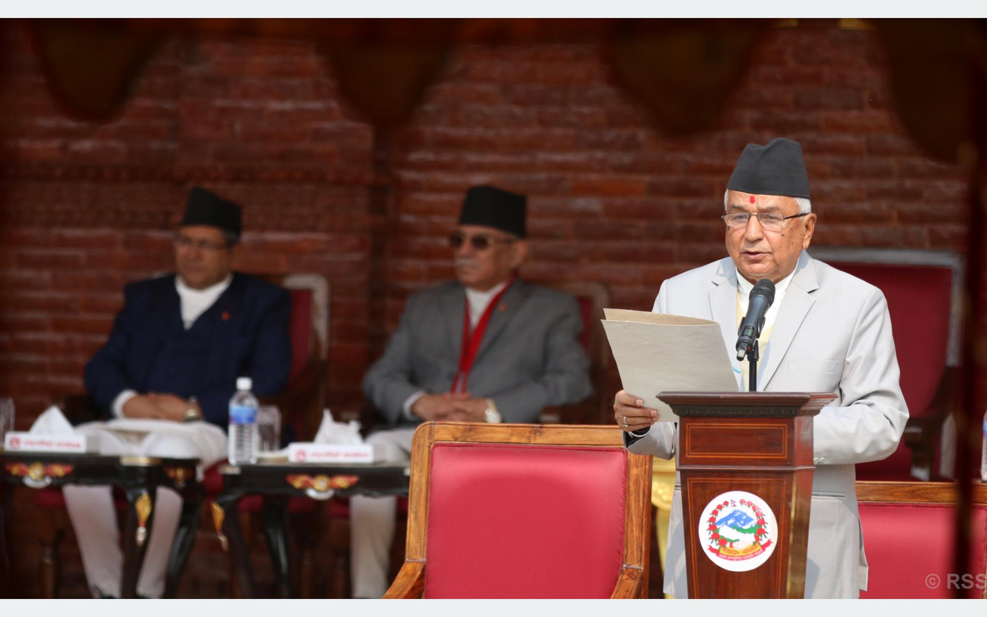 स्वाधीनताको रक्षा र संविधानको पालना मेरो पहिलो कर्तव्य हो : राष्ट्रपति पौडेल