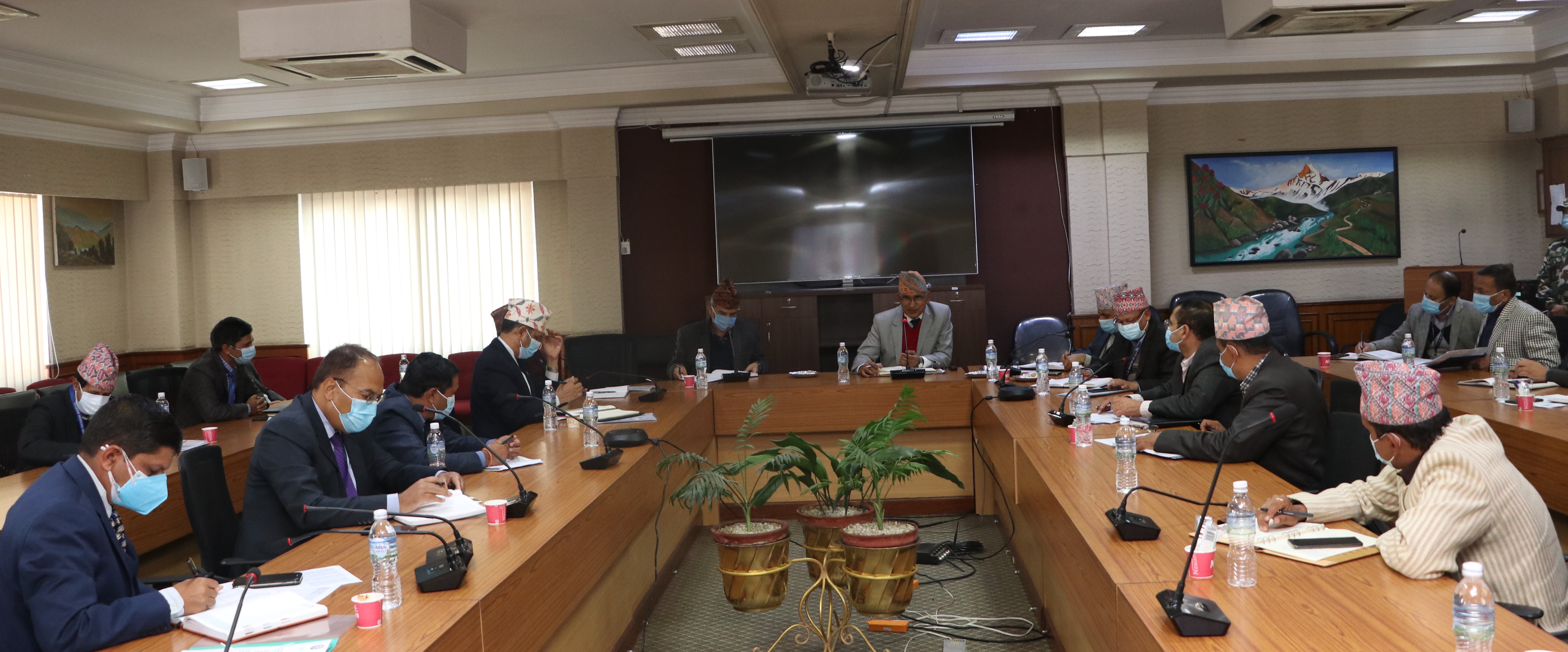 अर्थमन्त्री पौडेलद्वारा आर्थिक पुनरुत्थान गर्न ल्याइएका कार्यक्रमहरु प्रभावकारीरुपमा कार्यान्वयन गर्न निर्देशन