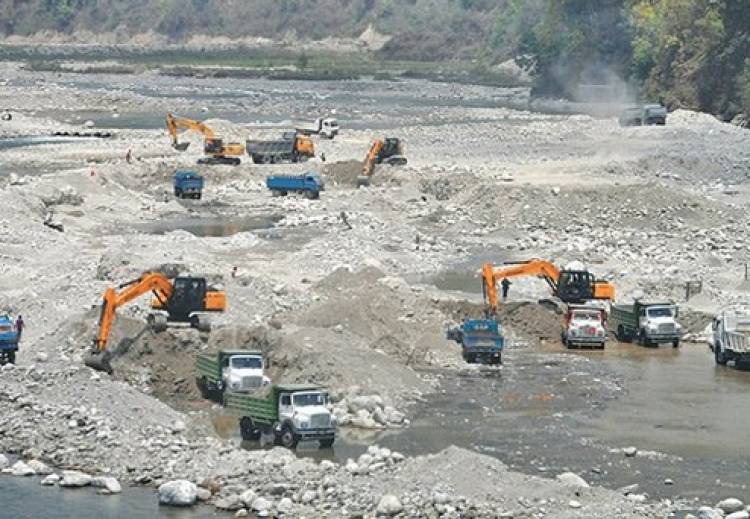 भीमदत्त नगरपालिकामा नदीजन्य पदार्थ उत्खननमा रोक