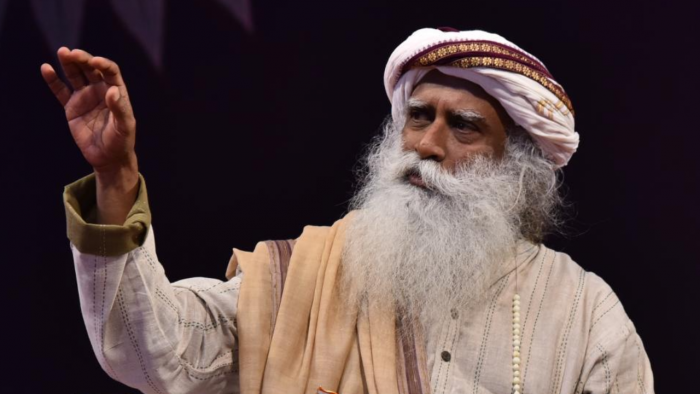 गोला बारुदभन्दा पनि हाछ्यूँसँग डराउन पर्ने भयो : सद्गुरु
