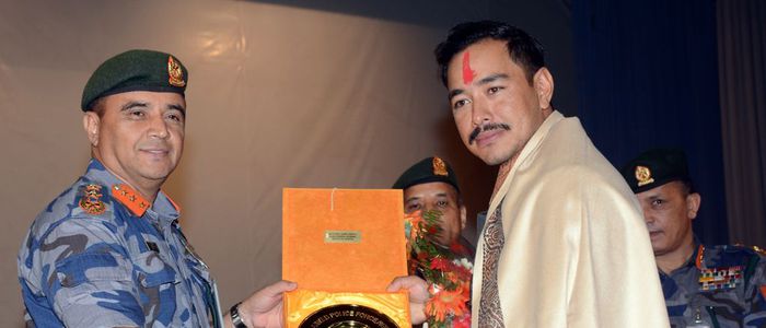 १५ लाखको जागिर छाडेर यति धेरै कीर्तिमान