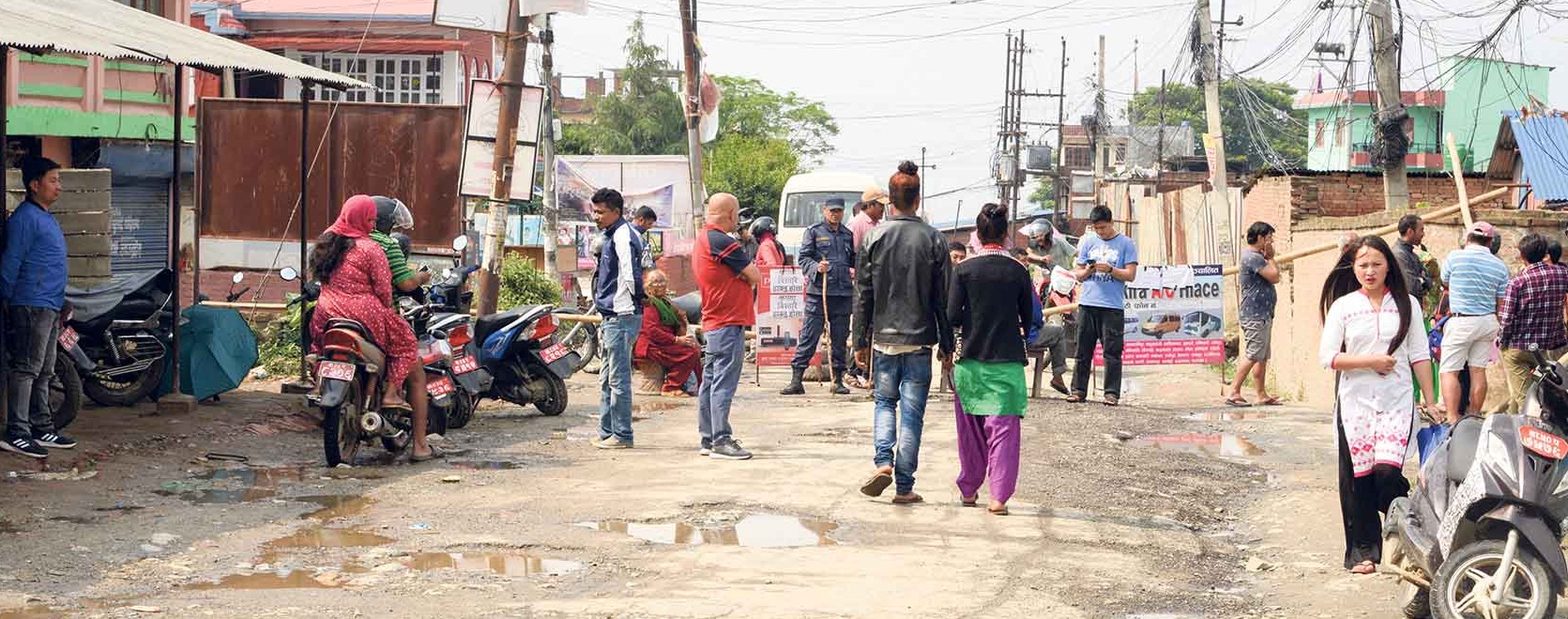 सुनाकोठी–चापागाउँ–लेले सडक ६ दिनदेखि ठप्प, सर्वसाधारण हैरान