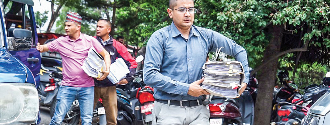 नक्कली शरणार्थी प्रकरणका फरार यी १२ जना, कोही भारत कोही अमेरिकामा