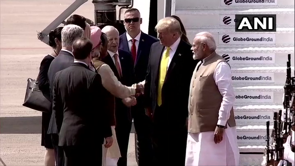 अमेरिकी राष्ट्रपति ट्रम्प भारत पुगे