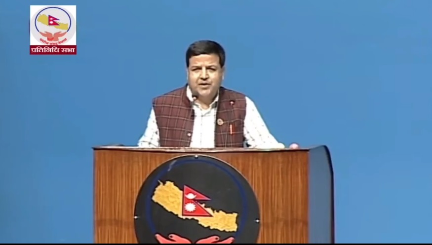प्रधानमन्त्री प्रचण्ड र प्रम पुत्री गंगालाई घडी र ब्याग बेच्न सुनिल शर्माको आग्रह