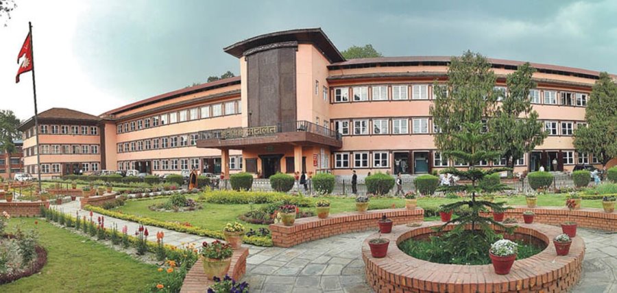 सर्वोच्च अदालतमा छ न्यायाधीश नियुक्तिका लागि सिफारिस