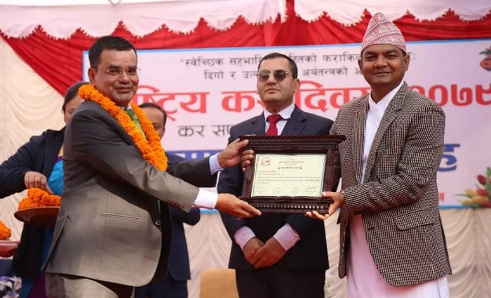 वित्तीय क्षेत्रको बढी कर भुक्तानी गर्नेमा नबिल बैंक सातौं पटक सम्मानित