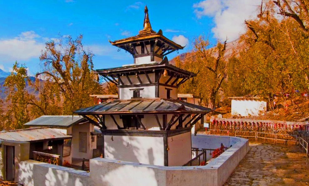 मुक्तिनाथमा पर्यटकको आगमन बढेसँगै लगानी बढ्यो