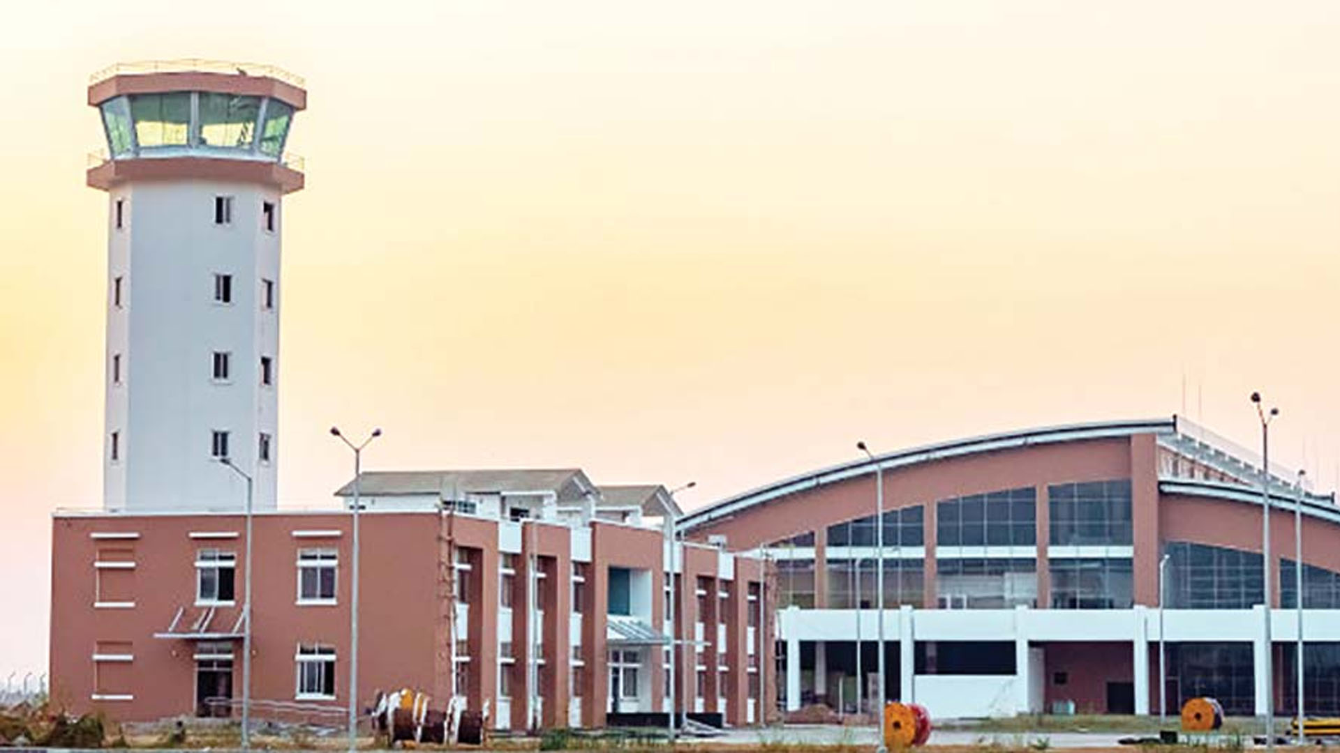 भैरहवामा अनिवार्य उडान गर्न पाँच विमान कम्पनीलाई प्राधिकरणको नर्देशन