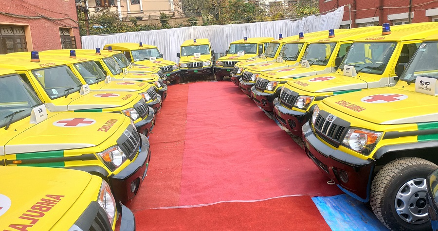नेपाल रेडक्रस सोसाइटीद्वारा तीसवटा एम्बुलेन्स हस्तान्तरण