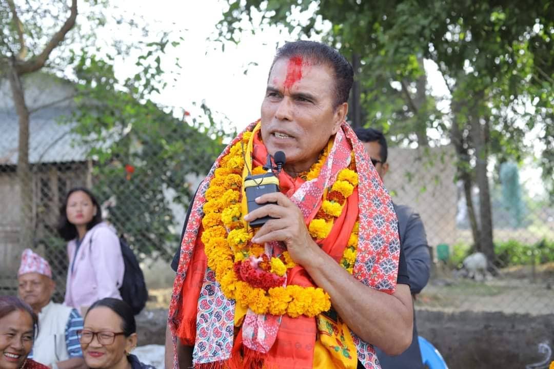 ठेकेदार मन्त्री पाण्डे नियम विपरीत ठेक्काको म्याद थप्दै