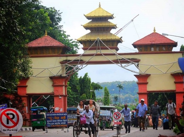 काकरभिट्टा नाकाबाट स्पेयर पार्टसको अवैध आयात बढ्यो, नक्कली पार्टसमा ग्राहक बढि ठगीए