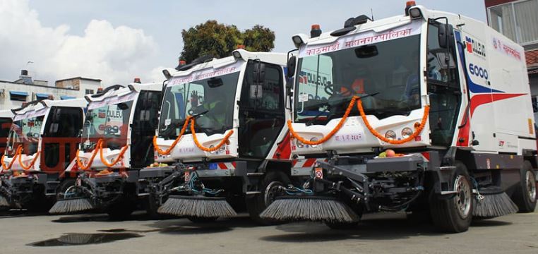 चालक नहुँदा थन्किए १४ करोड रुपैयाँका ब्रुमर