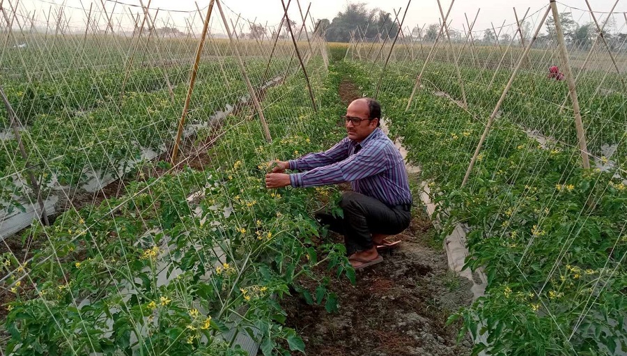 प्राङ्गारिक खेती अभियानमा न्यौपाने