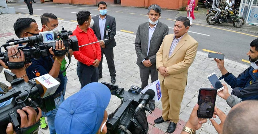 नेकपाको निर्णय विदेशी बुहारीलाई सातवर्ष पछि मात्र नागरिकता