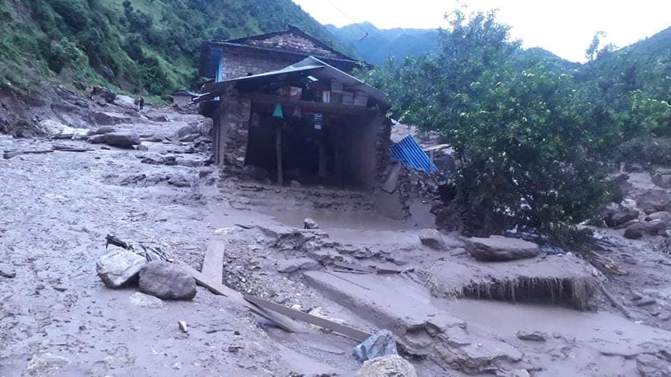बागलुङ बाढी अपडेटः १० जनाको शव फेला, ४१ बेपत्ता,