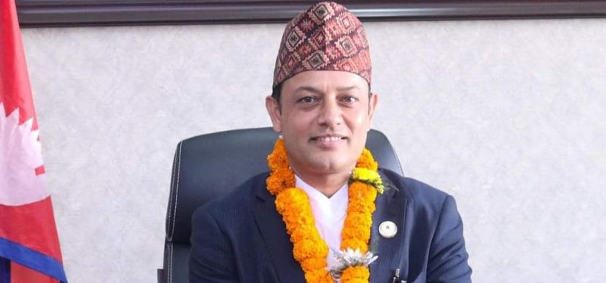 रविको ठाउँमा रास्वपाको कार्यवाहक सभापति बने श्रममन्त्री अर्याल