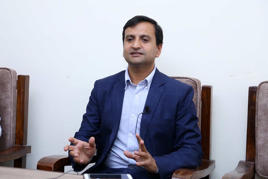 ‘राज्यले लगानी नगर्दासम्म सार्वजनिक यातायातमा परिवर्तन हुँदैन’