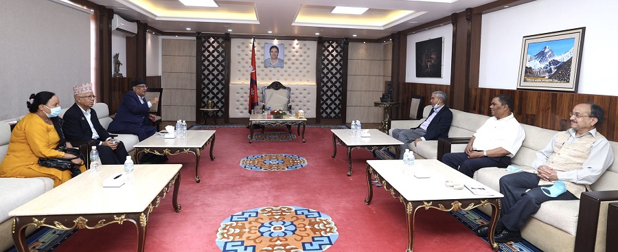 मन्त्रालय बाँडफाँटमा जुटे राजनीतिक दल, कसको कुनमा छ दाबी ?