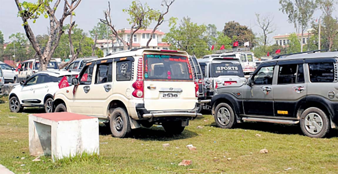 स्थानीय निर्वाचनको प्रचारमा भारतीय नम्बर प्लेटका गाडी
