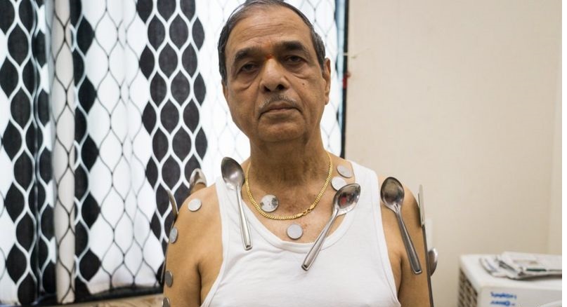 के खोपले बनाएकै हो त मान्छेको शरीरलाई चुम्बक ?