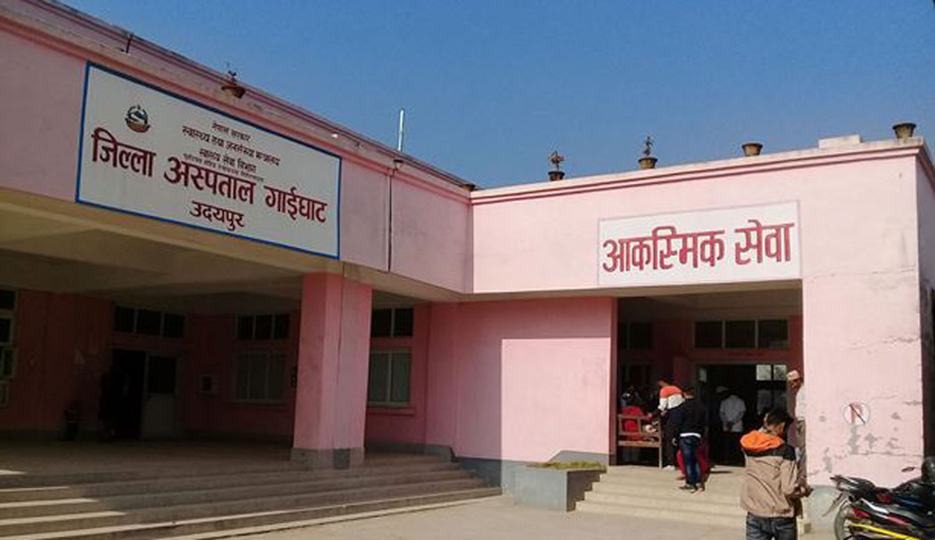 विशेषज्ञ चिकित्सक नहुँदा सघन उपचार कक्ष ठप्प