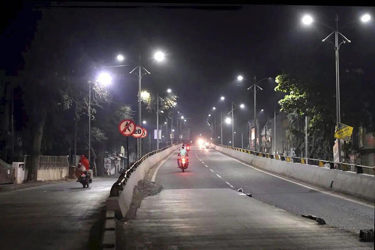 कोरोना सङ्क्रमण बढ्दै गएपछि दिल्लीमा अप्रिल ३० सम्म रात्रिकालीन कर्फ्यु
