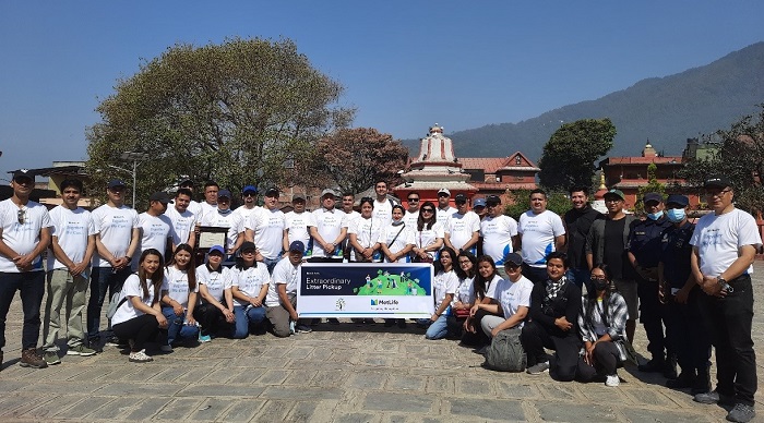 मेटलाइफ र क्लिन अप नेपालद्वारा बुढानिलकण्ठमा सरसफाई कार्यक्रम आयोजना