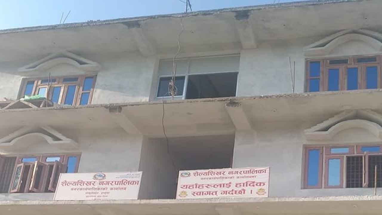अति हो कि अत्याचार ? २ लाखको कोटेसन हाल्नेसँग ८० लाखको सम्झौता