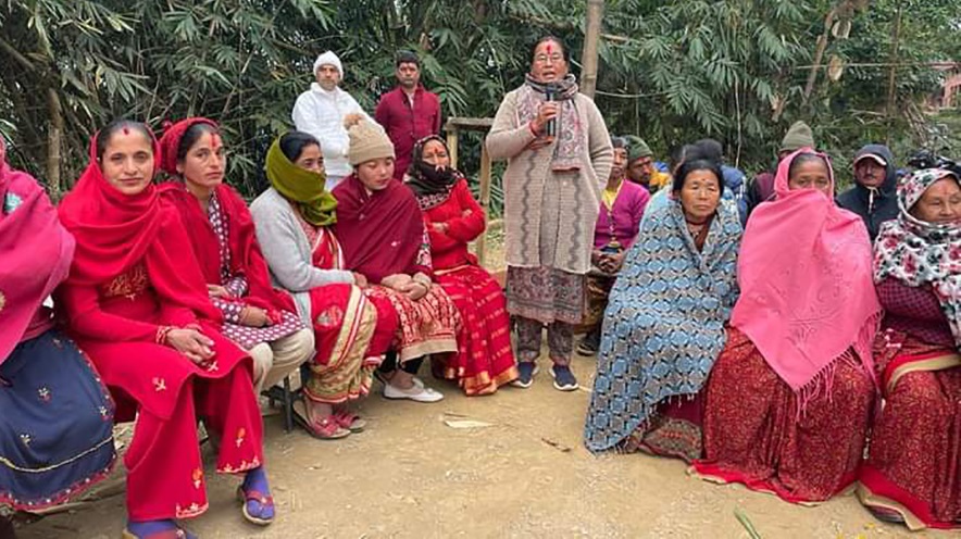 ‘म टुहुरो भएँः १४ वर्षमा बुबा बितेर, अहिले छोराछोरी विदेशिएर’