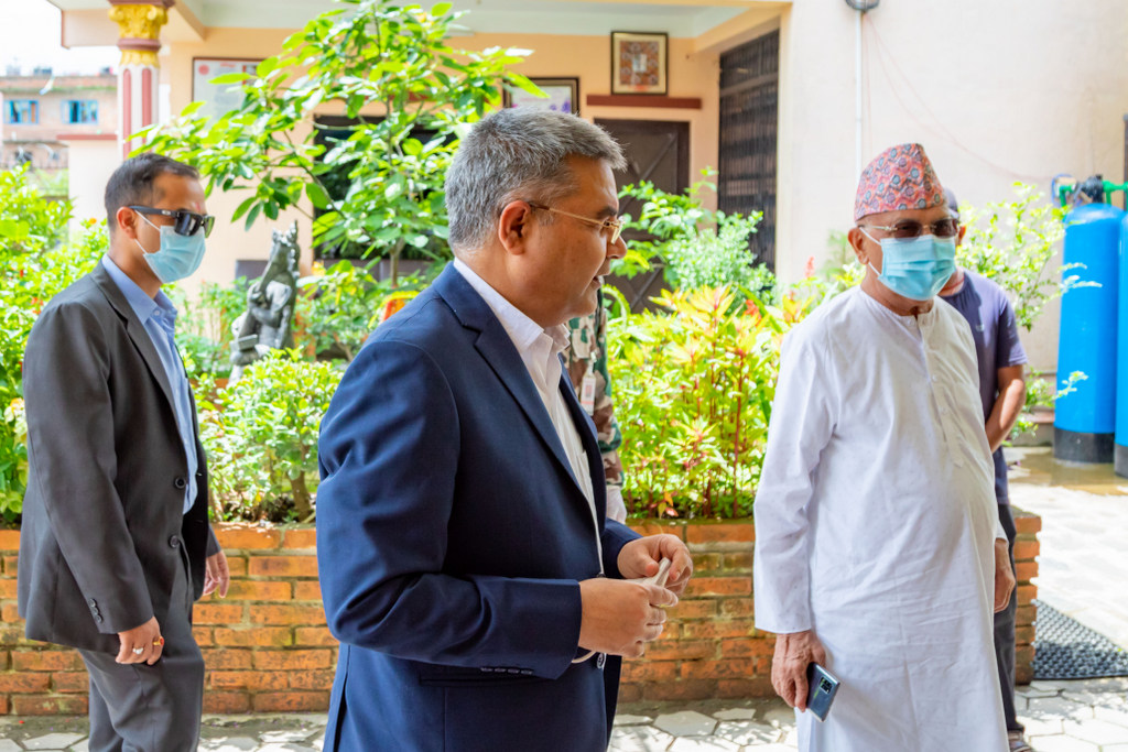 निर्वाचन आउनै लाग्दा बालकोटतिर साना दलको लर्को