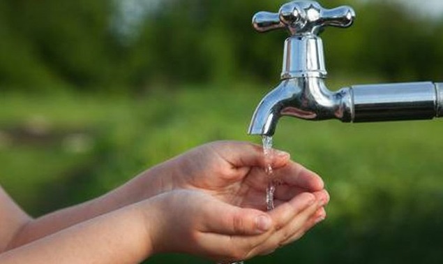 काठमाडौंमा खानेपानीको समस्या समाधानका लागि प्रधानमन्त्रीलाई ध्यानाकर्षण