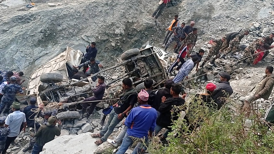 बझाङमा जीप दुर्घटना हुँदा छ जनाको मृत्यु