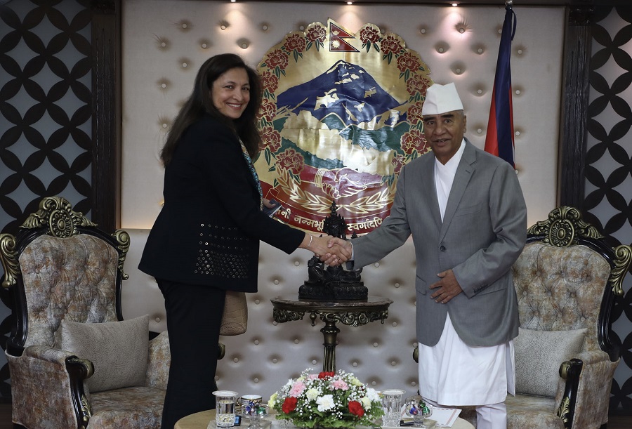 प्रधानमन्त्री देउवासँग अमेरिकी उपविदेशमन्त्रीको शिष्टाचार भेट