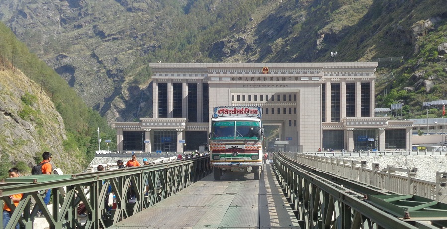भन्सार नाकामा जाँचपास भएको मालवस्तु फेरि छड्के चेकजाँच